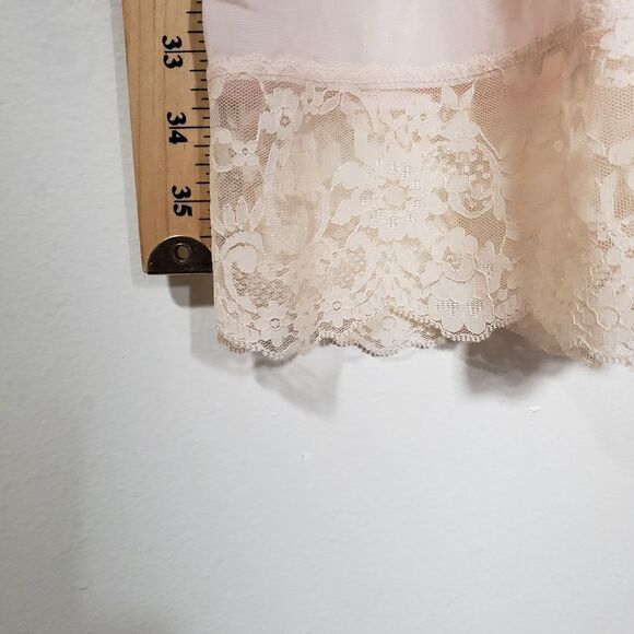 Vintage Style Classic Style Elegant Nightgown Size M - Picture 3 of 5